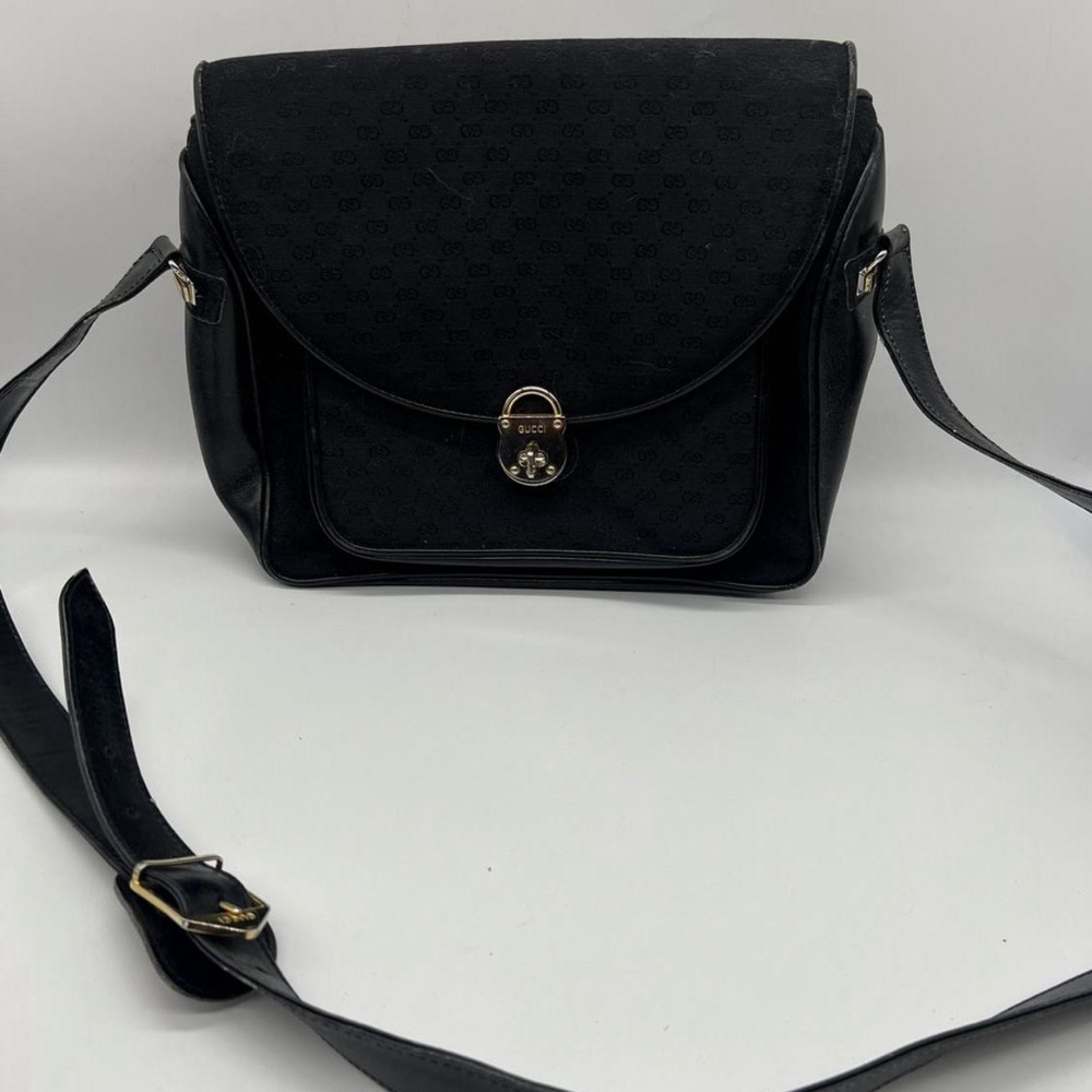 Gucci vintage monogram purse
